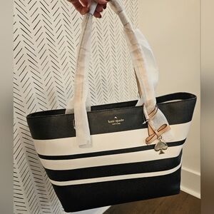 NWT Kate Spade ♠️ Large Hawthorne Lane Ryan Striped Tote